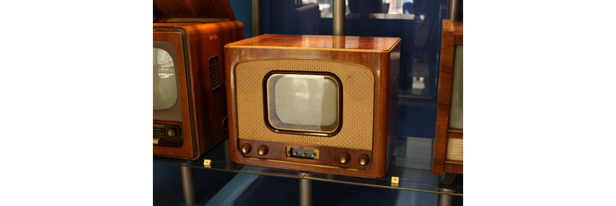 Radio and Television Museum (5)-4bee180026fc5f38a1d8eac4ac33d84e.jpg